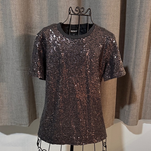 Dkny Tops - DKNY Shimmering Black Sequin Short Sleeve Top